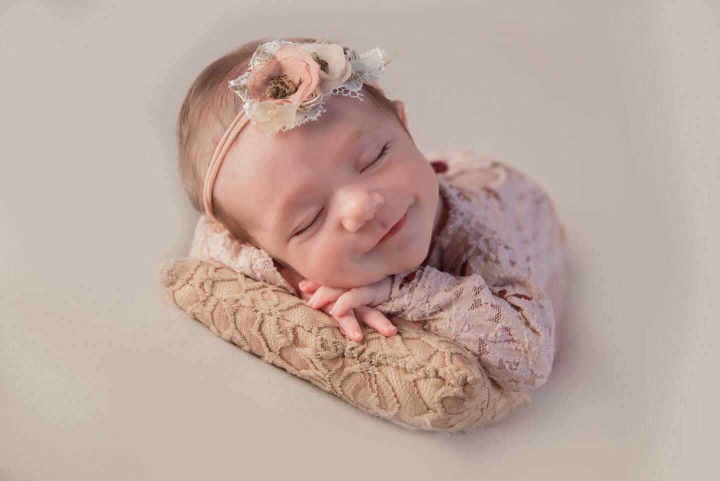Ensaio Newborn em Estúdio Penha - Alícia 