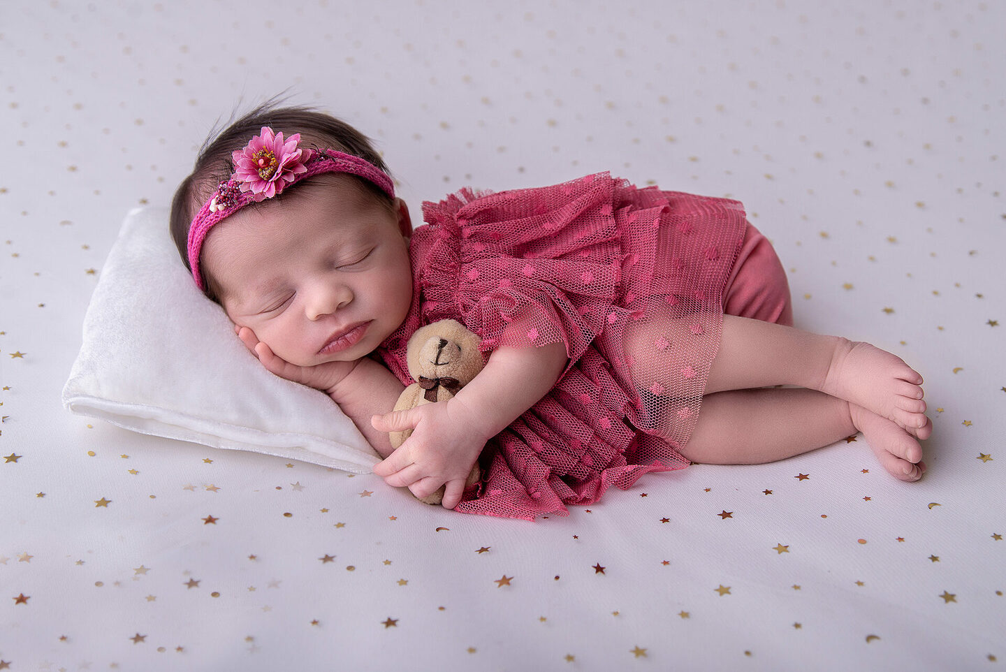 Ensaio Newborn Maria Fernanda - Ensaio realizado no Estúdio da Penha Ensaio Newborn Maria Fernanda - Ensaio realizado no Estúdio da Penha